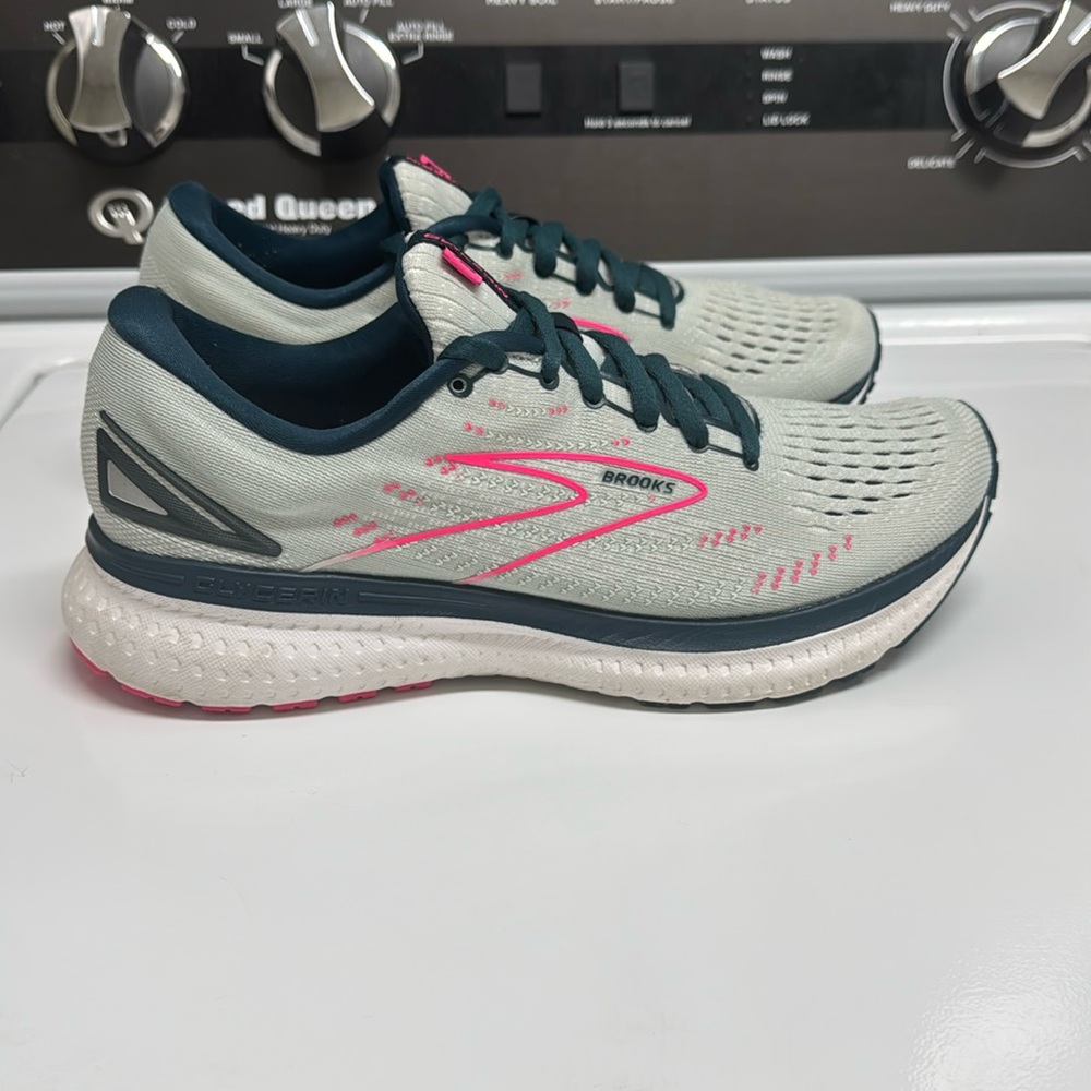 Brooks Glycerin 19